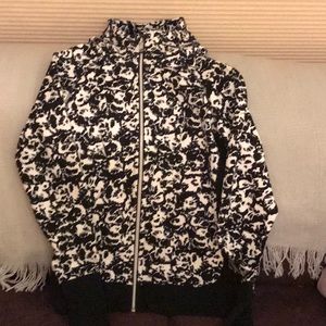 Lululemon - live in warm weather now